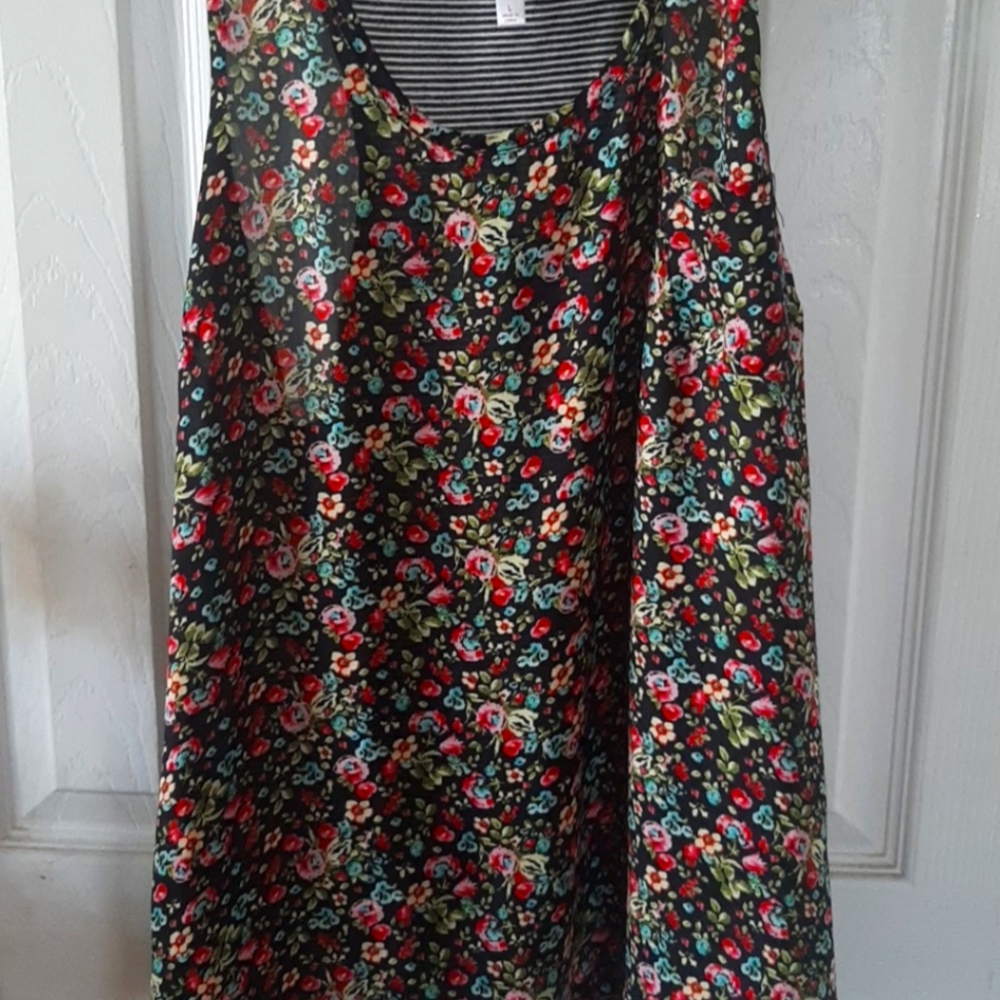 Large top for woman/junior